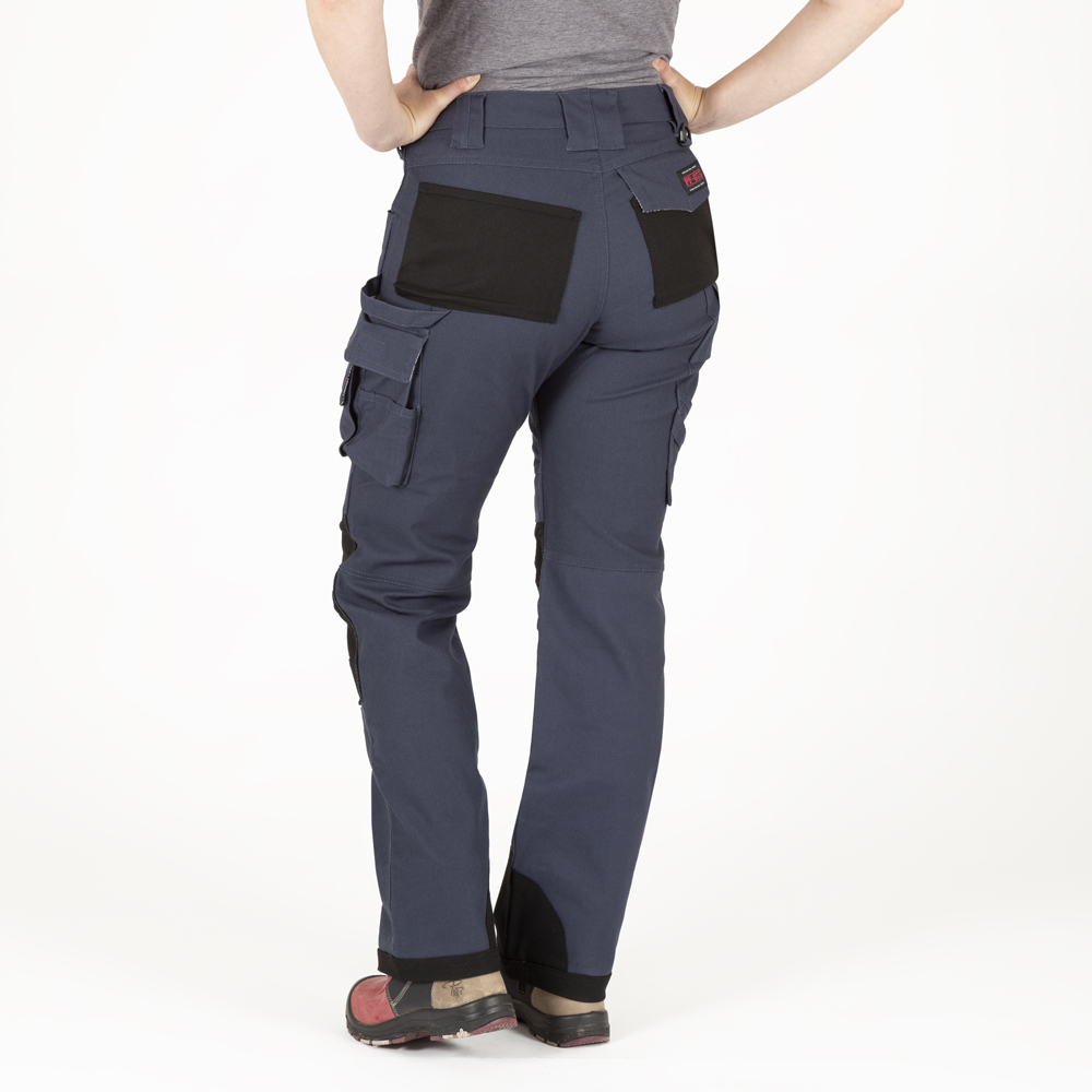 Multi-pocket pant woman